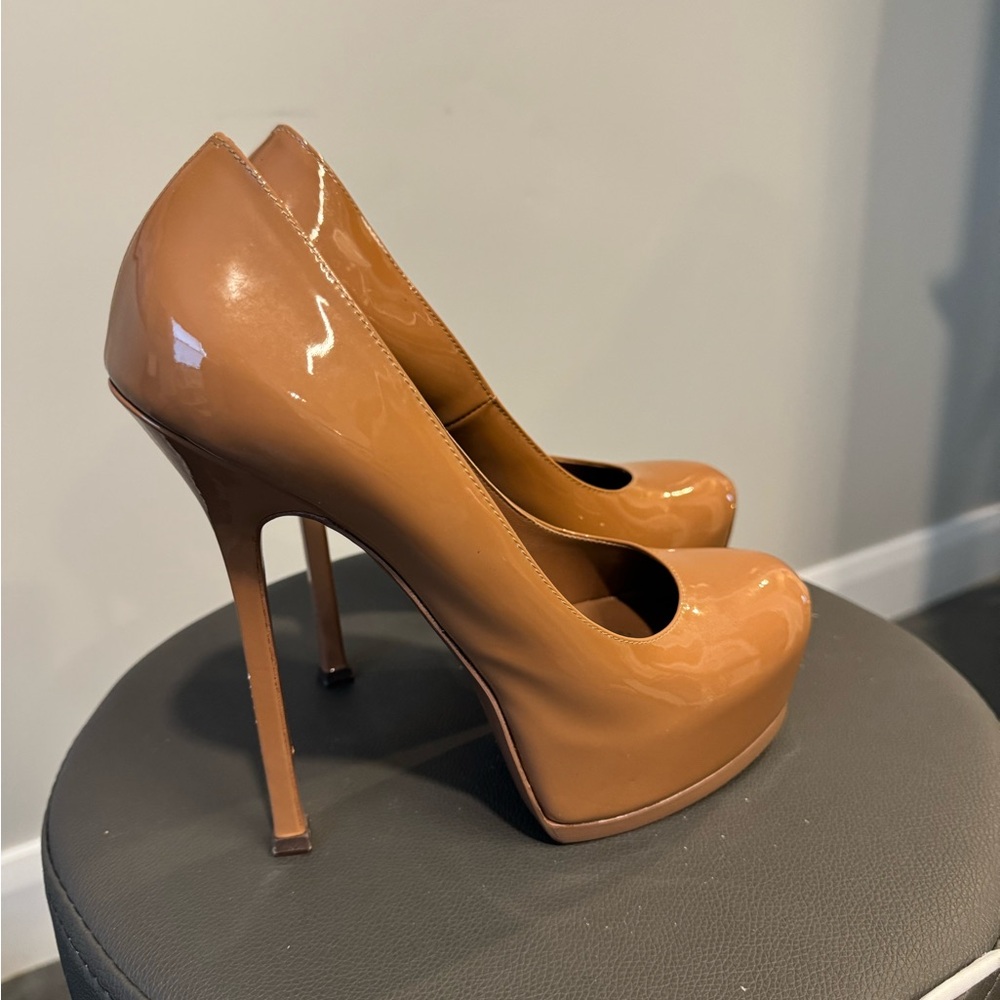 Saint Laurent nude patent platform pumps - Picture 4 of 10